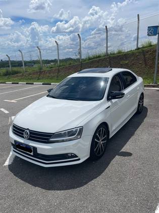 VOLKSWAGEN JETTA 2.0 TSI HIGHLINE 211CV GASOLINA 4P TIPTRONIC